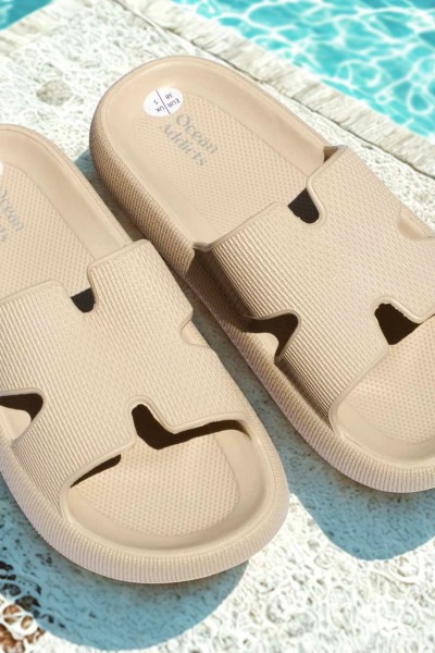 Beige Ocean Addicts Slides Flip Flops